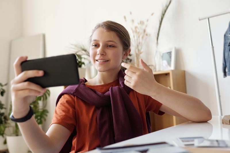Mijn kind heeft een mobiele telefoon, moet ik hiervoor een verzekering afsluiten?